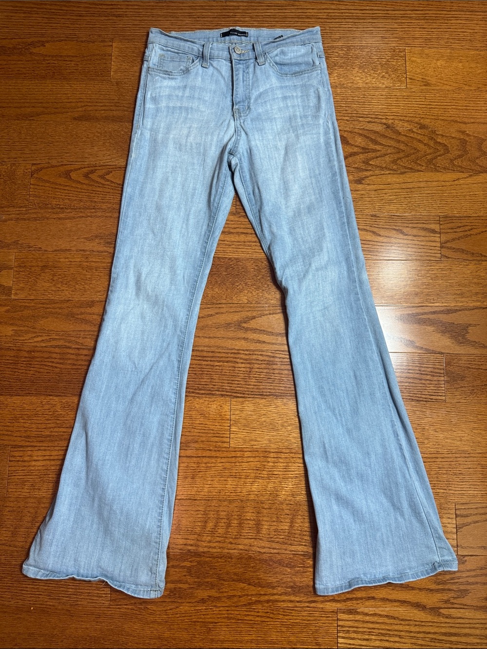 Flying Monkey sz 9/28 Flare Jeans Y2K